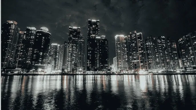 黑丝美腿 - 城市之光：霓虹背后的人间烟火